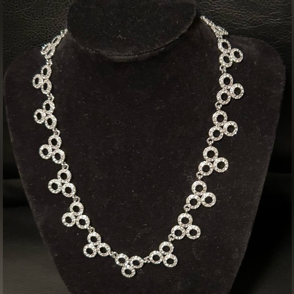 Kate Spade Delicate Dots Sparkling Crystal Pave Circles Silver tone Necklace - Picture 3 of 9